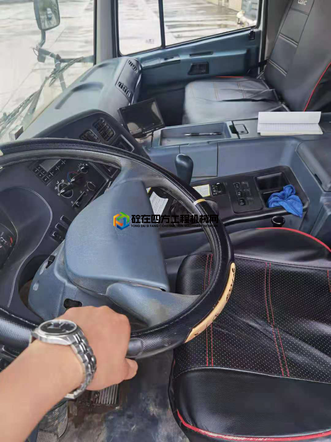 https://images.tongzsf.com/tong/truck_machine/20210601/160b5b0e4c6ed0.jpg