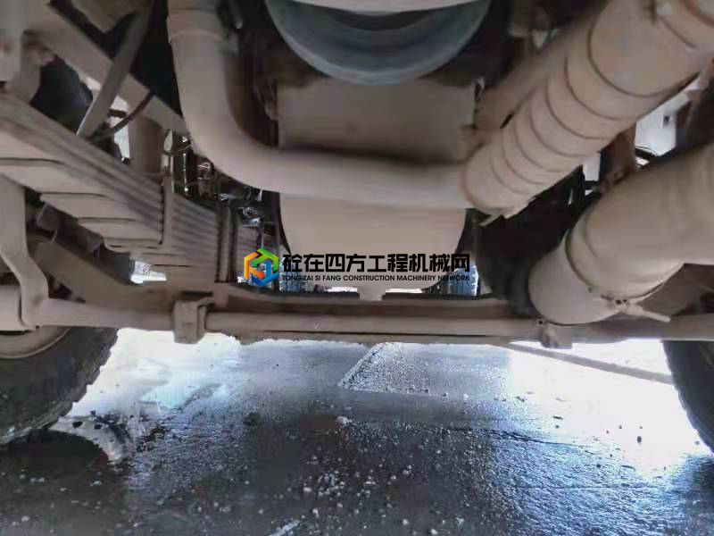 https://images.tongzsf.com/tong/truck_machine/20210601/160b5d7597ab75.jpg