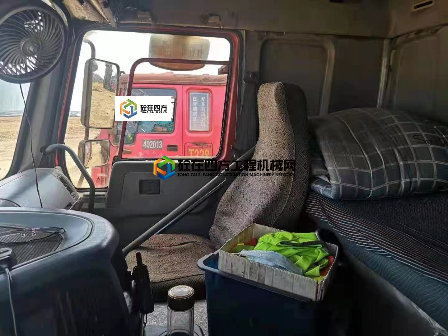 https://images.tongzsf.com/tong/truck_machine/20210602/160b6f1fb746b3.jpg