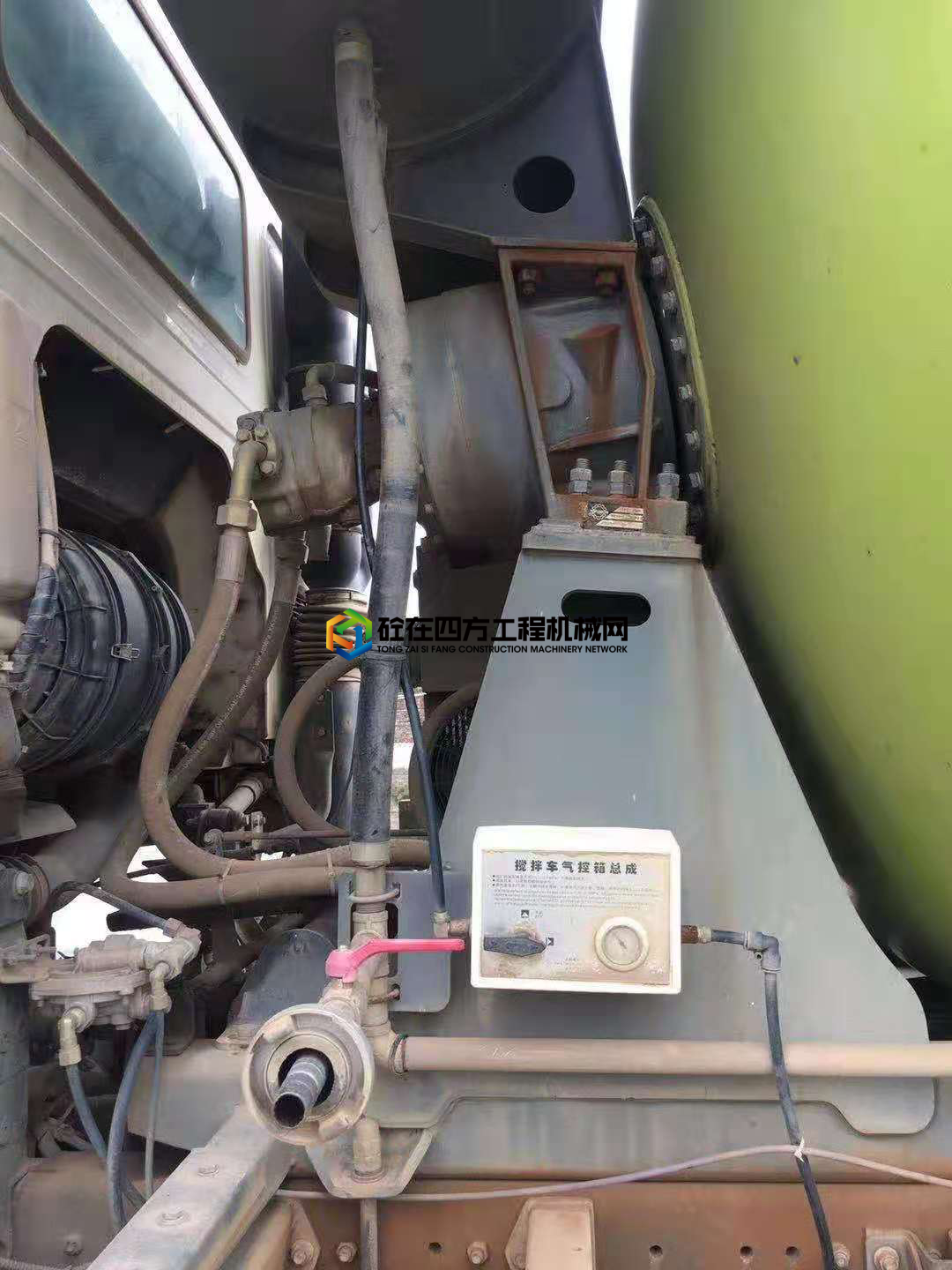 https://images.tongzsf.com/tong/truck_machine/20210602/160b6fb77cd351.jpg