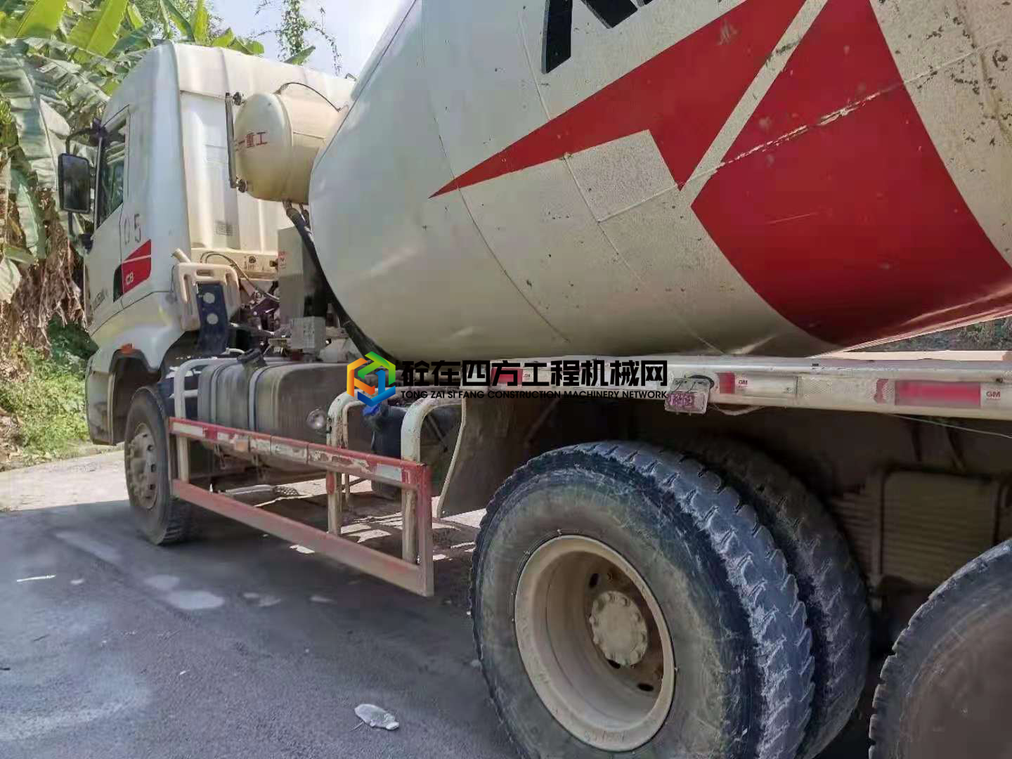 https://images.tongzsf.com/tong/truck_machine/20210602/160b6fc6271d37.jpg