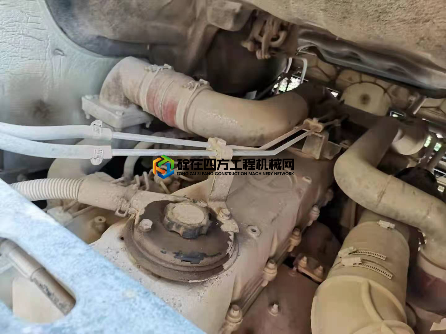 https://images.tongzsf.com/tong/truck_machine/20210602/160b6fc65a86d8.jpg