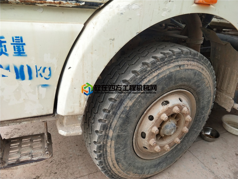 https://images.tongzsf.com/tong/truck_machine/20210603/160b84d59d90de.jpg