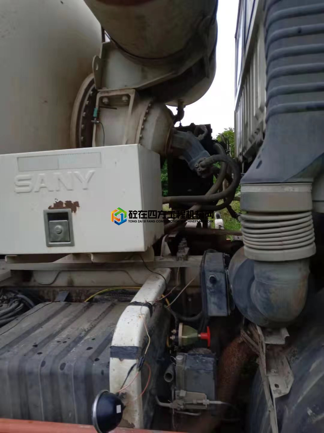 https://images.tongzsf.com/tong/truck_machine/20210604/160b99530915ce.jpg