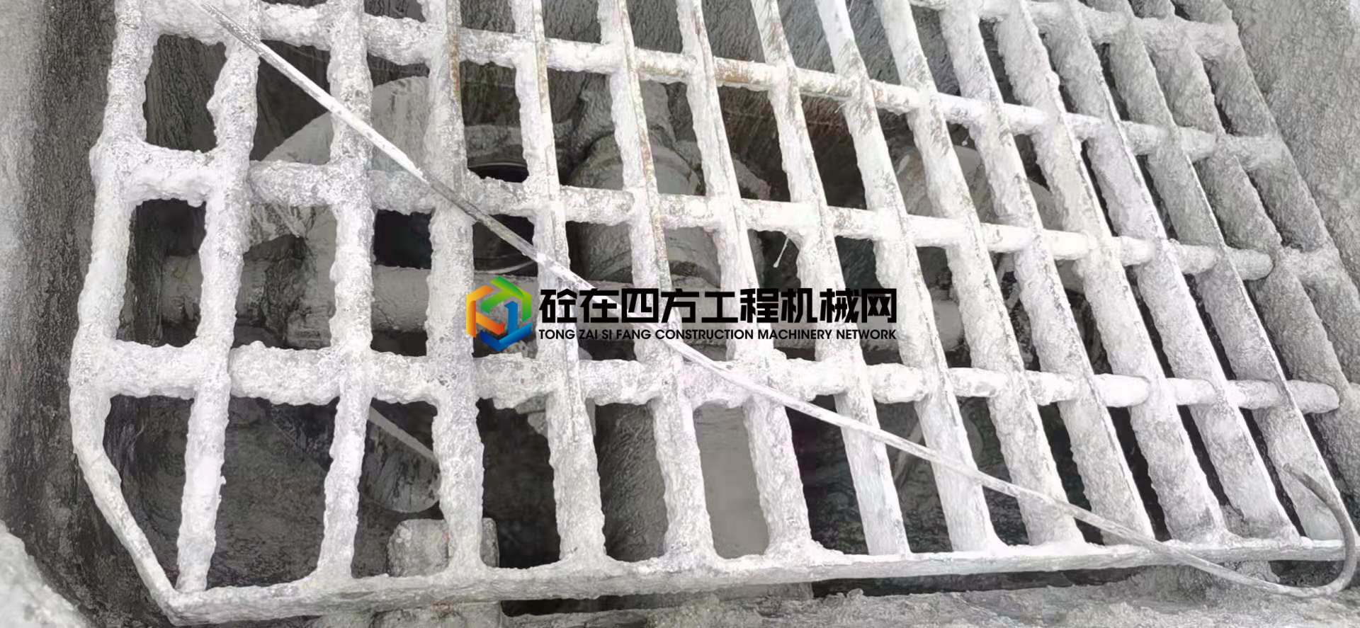 https://images.tongzsf.com/tong/truck_machine/20210607/160bd6ced9a63c.jpg