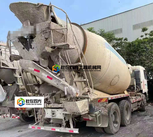 https://images.tongzsf.com/tong/truck_machine/20210607/160bd74ed37331.jpg