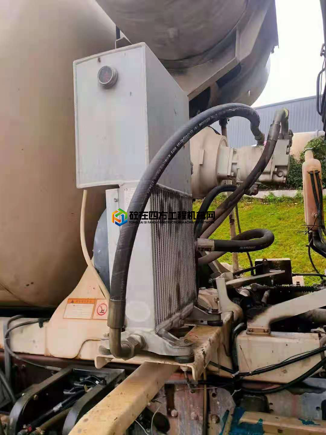 https://images.tongzsf.com/tong/truck_machine/20210607/160bd8cdc89d8d.jpg