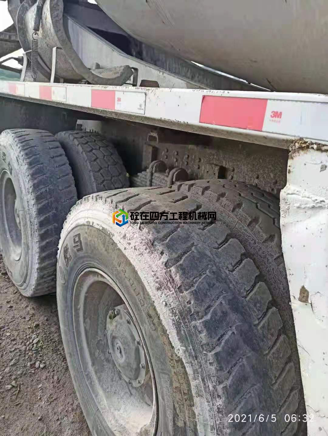 https://images.tongzsf.com/tong/truck_machine/20210607/160bdb597ea1f8.jpg