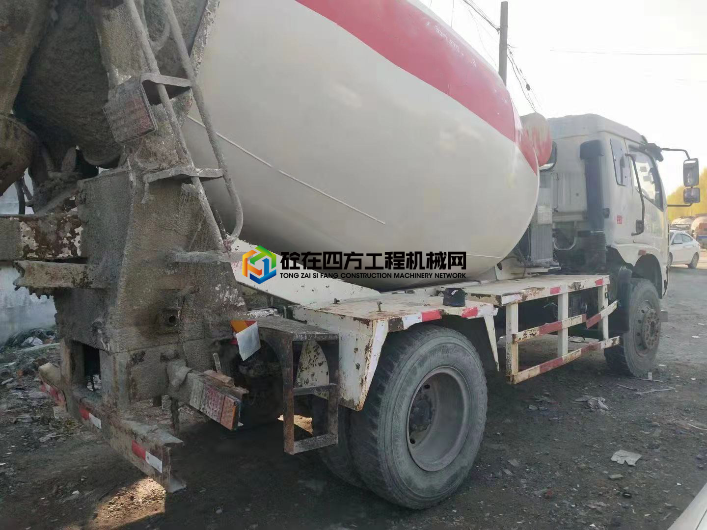 https://images.tongzsf.com/tong/truck_machine/20210607/160bdb72e746d9.jpg