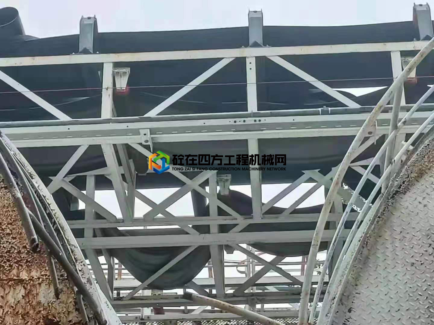 https://images.tongzsf.com/tong/truck_machine/20210607/160bde21b113b5.jpg