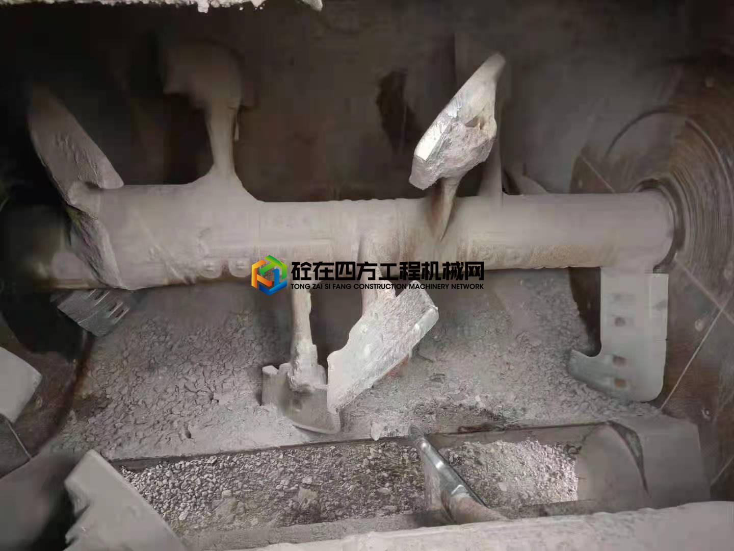 https://images.tongzsf.com/tong/truck_machine/20210607/160bde224ba8c6.jpg