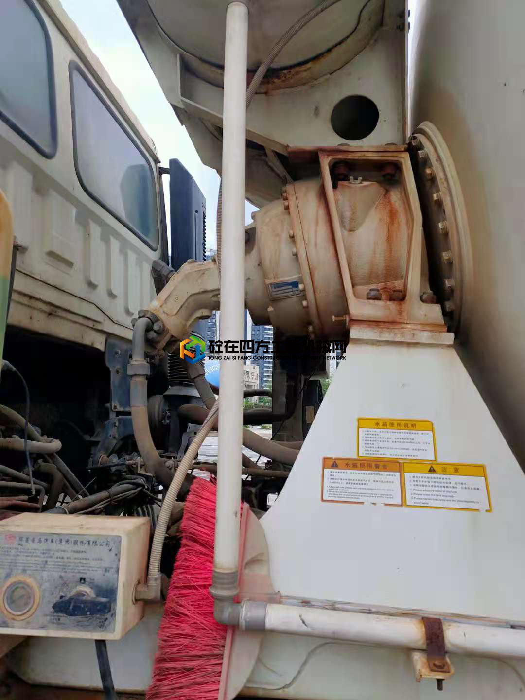 https://images.tongzsf.com/tong/truck_machine/20210608/160bf064d421c6.jpg