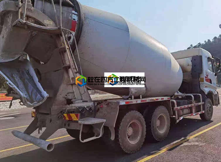 https://images.tongzsf.com/tong/truck_machine/20210608/160bf16102ca96.jpg