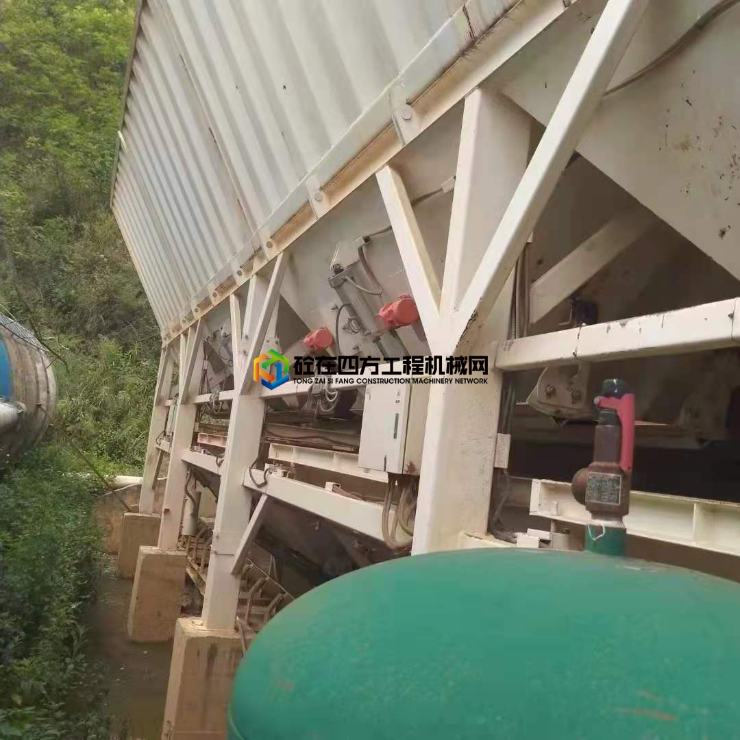 https://images.tongzsf.com/tong/truck_machine/20210608/160bf2659352a9.jpg