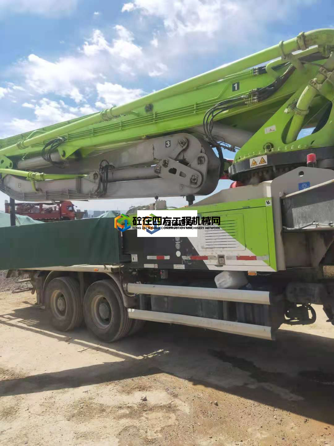 https://images.tongzsf.com/tong/truck_machine/20210608/160bf2d98659aa.jpg