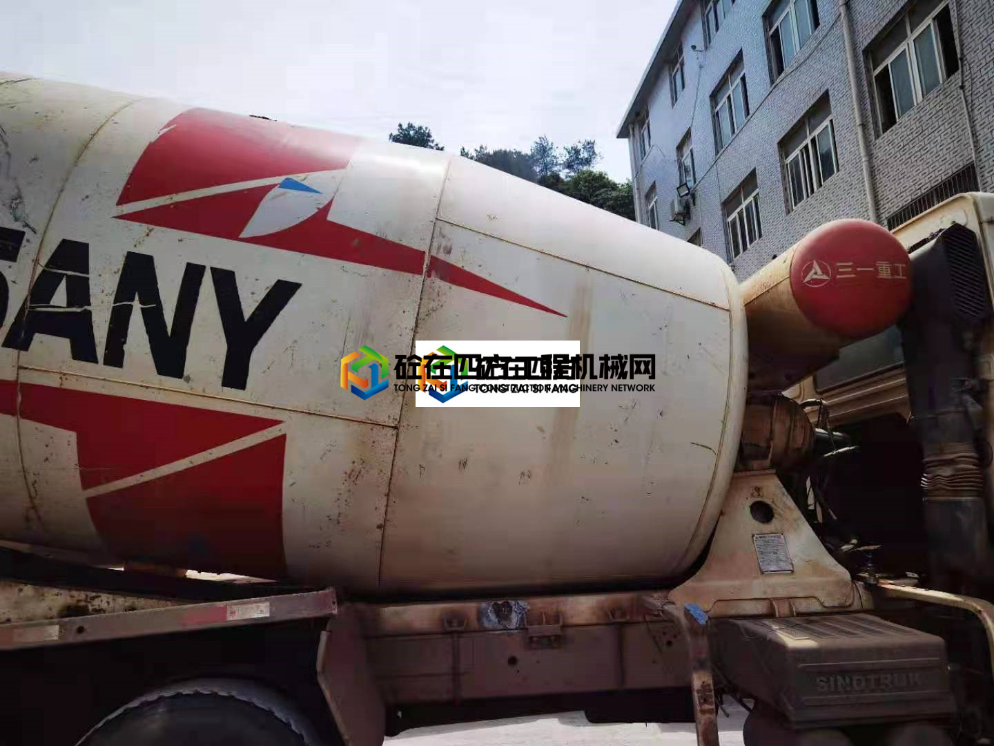https://images.tongzsf.com/tong/truck_machine/20210609/160c05fed1f1d1.jpg