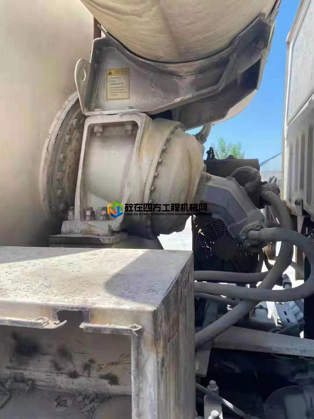 https://images.tongzsf.com/tong/truck_machine/20210609/160c061cb8d252.jpg