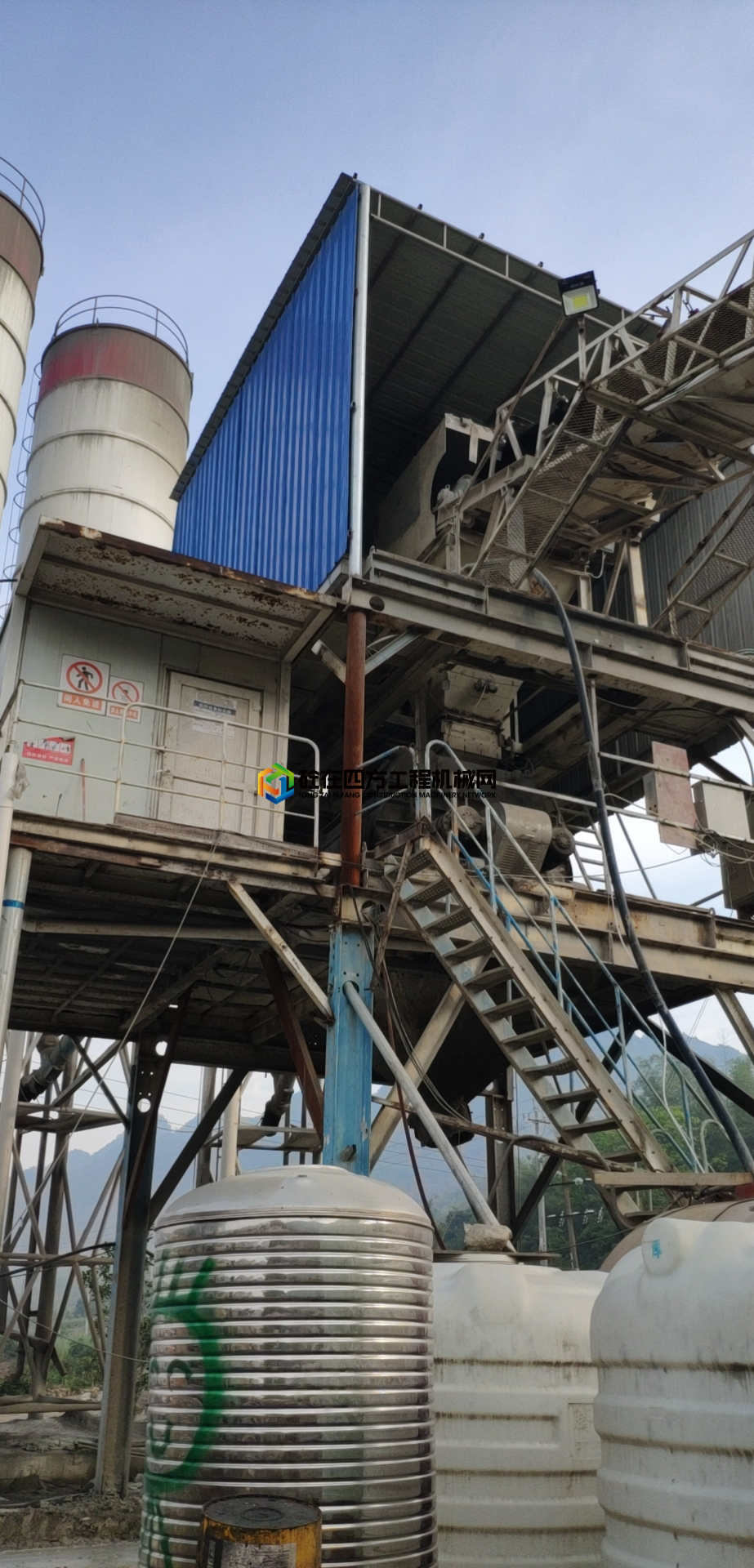 https://images.tongzsf.com/tong/truck_machine/20210610/160c17a55b2320.jpg