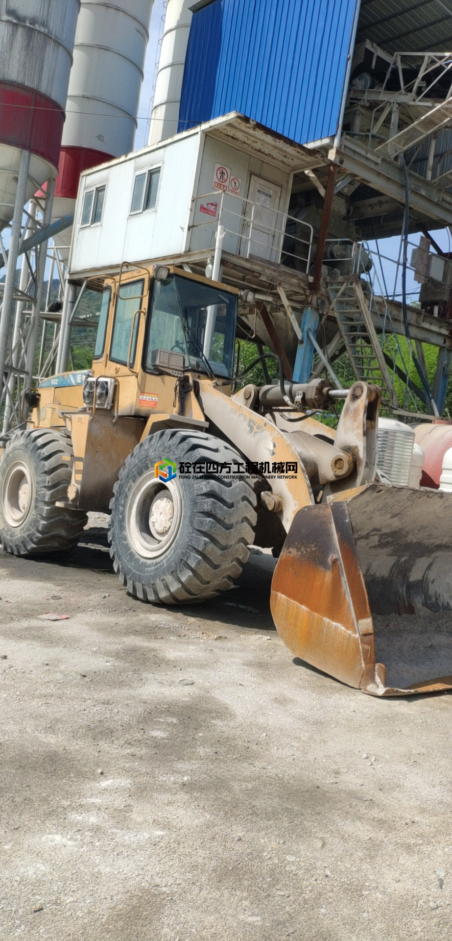https://images.tongzsf.com/tong/truck_machine/20210610/160c17a595726f.jpg