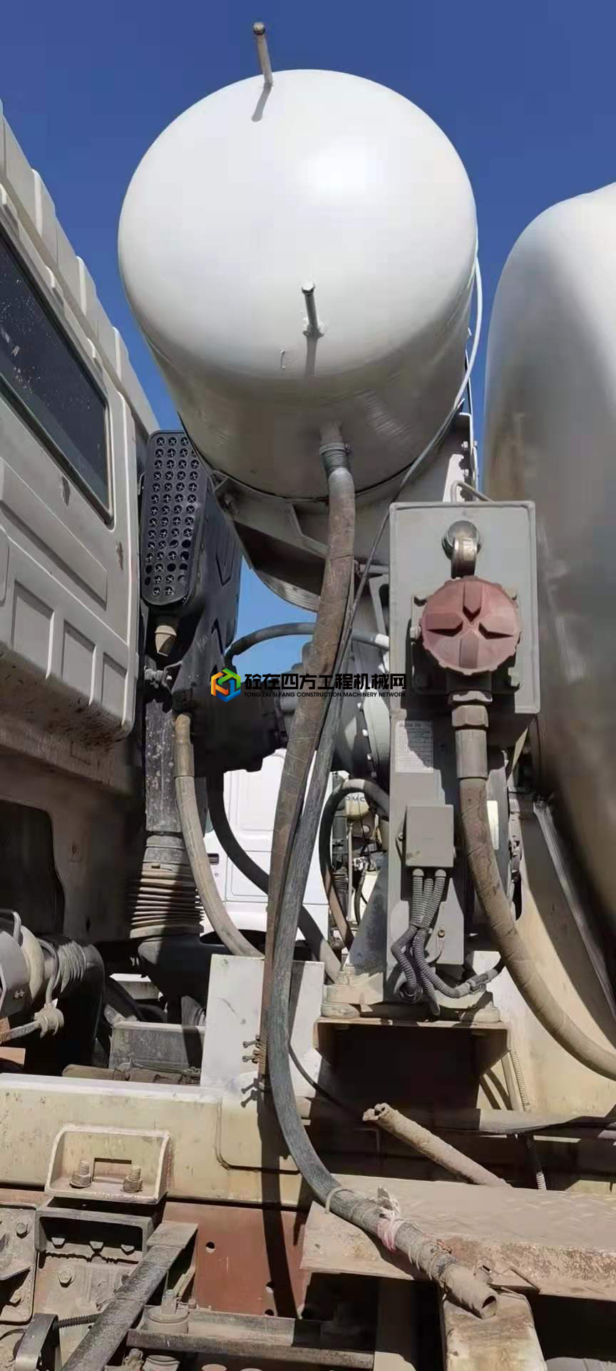 https://images.tongzsf.com/tong/truck_machine/20210610/160c1c88ea7b8a.jpg