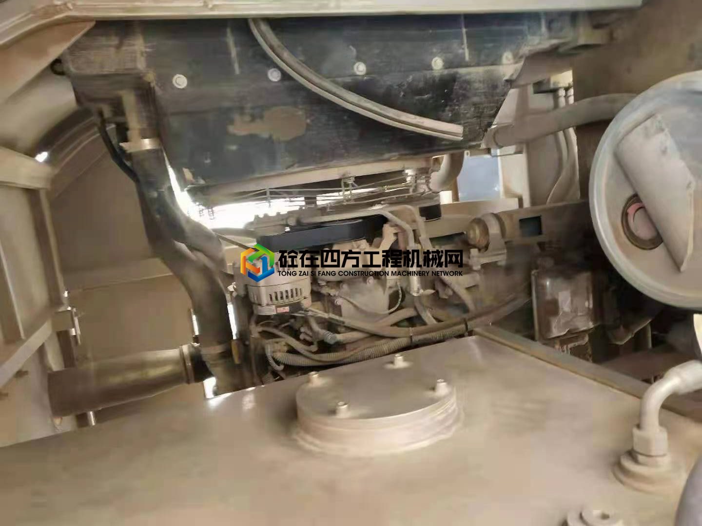 https://images.tongzsf.com/tong/truck_machine/20210611/160c2cea70eda6.jpg