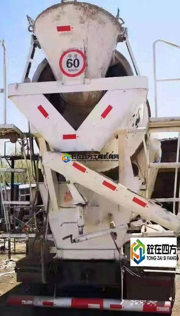 https://images.tongzsf.com/tong/truck_machine/20210611/160c2d1f89b869.jpg