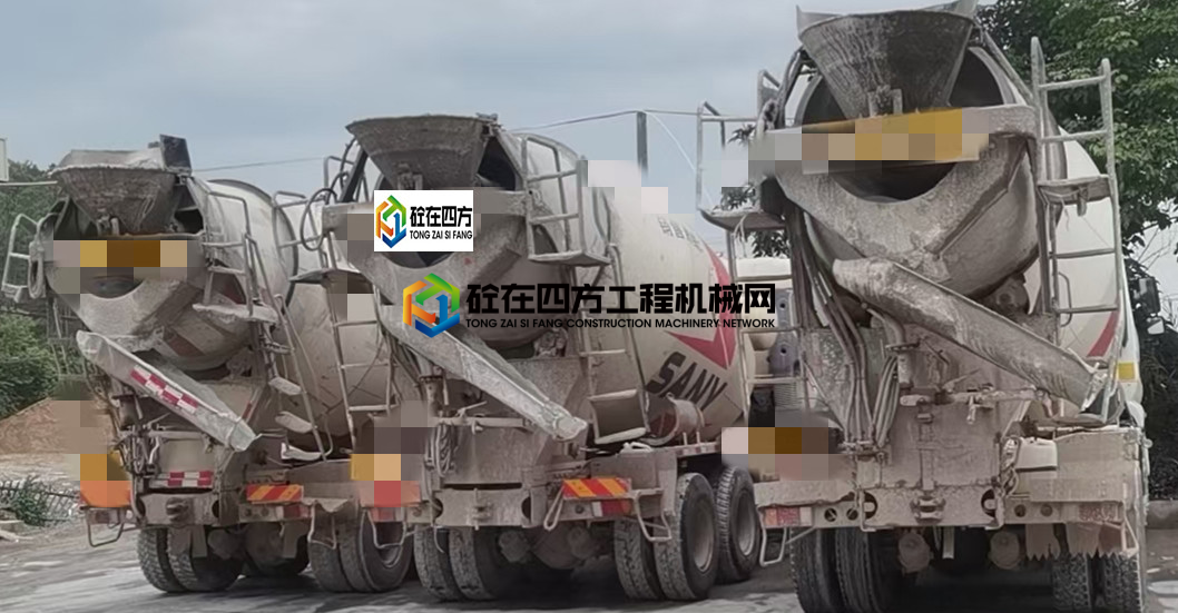 https://images.tongzsf.com/tong/truck_machine/20210611/160c2d4b57dbfe.jpg