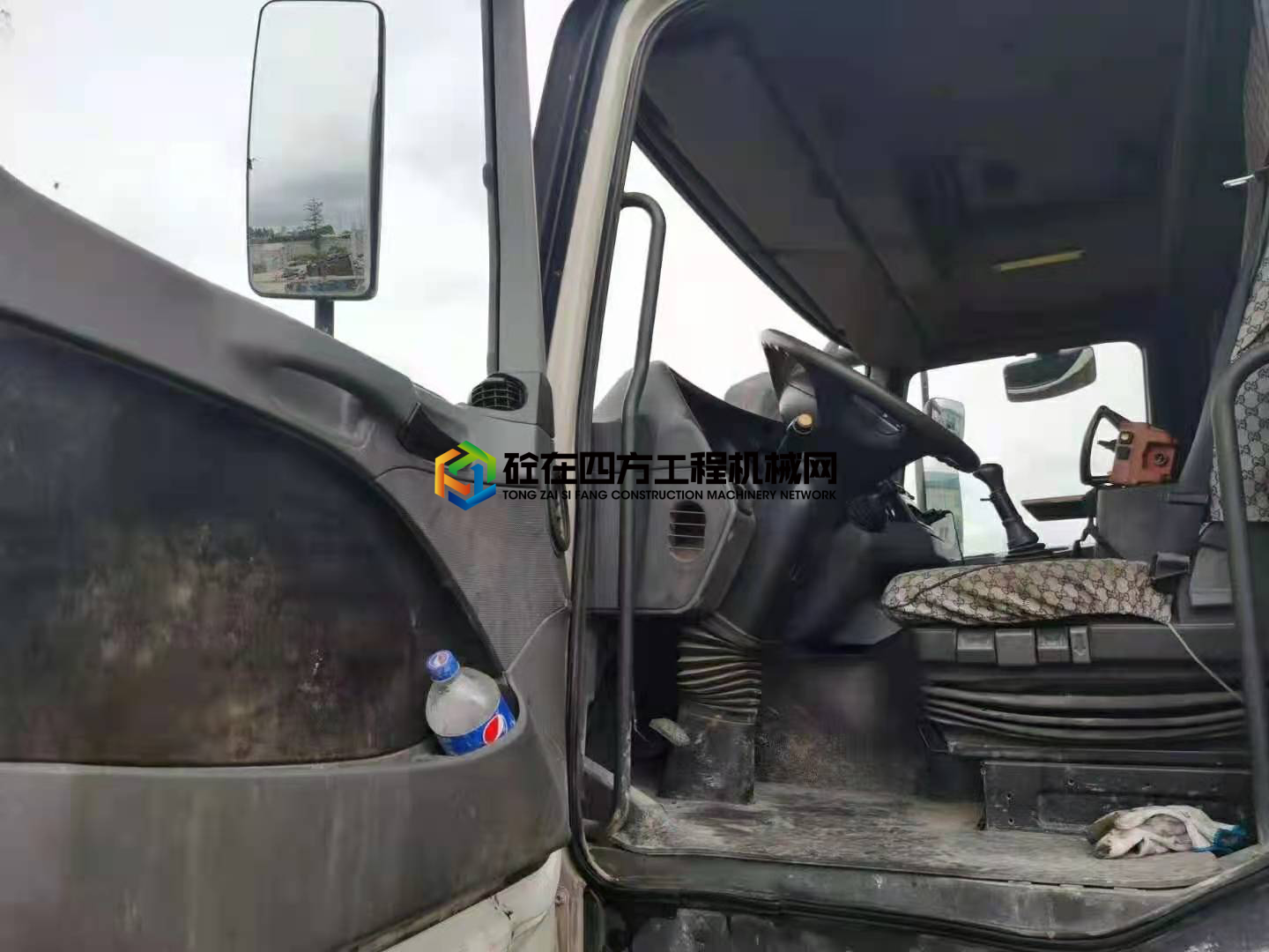 https://images.tongzsf.com/tong/truck_machine/20210611/160c2fec0b8903.jpg