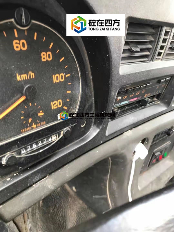 https://images.tongzsf.com/tong/truck_machine/20210615/160c87a79cdb21.jpg