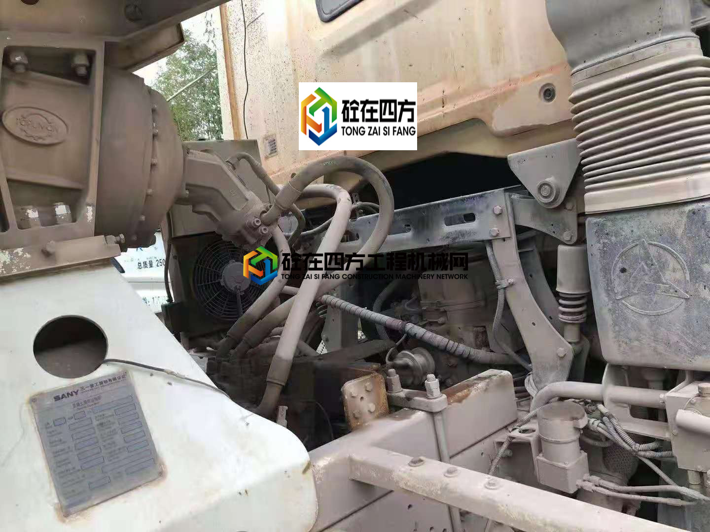 https://images.tongzsf.com/tong/truck_machine/20210616/160c95b8123ec9.jpg