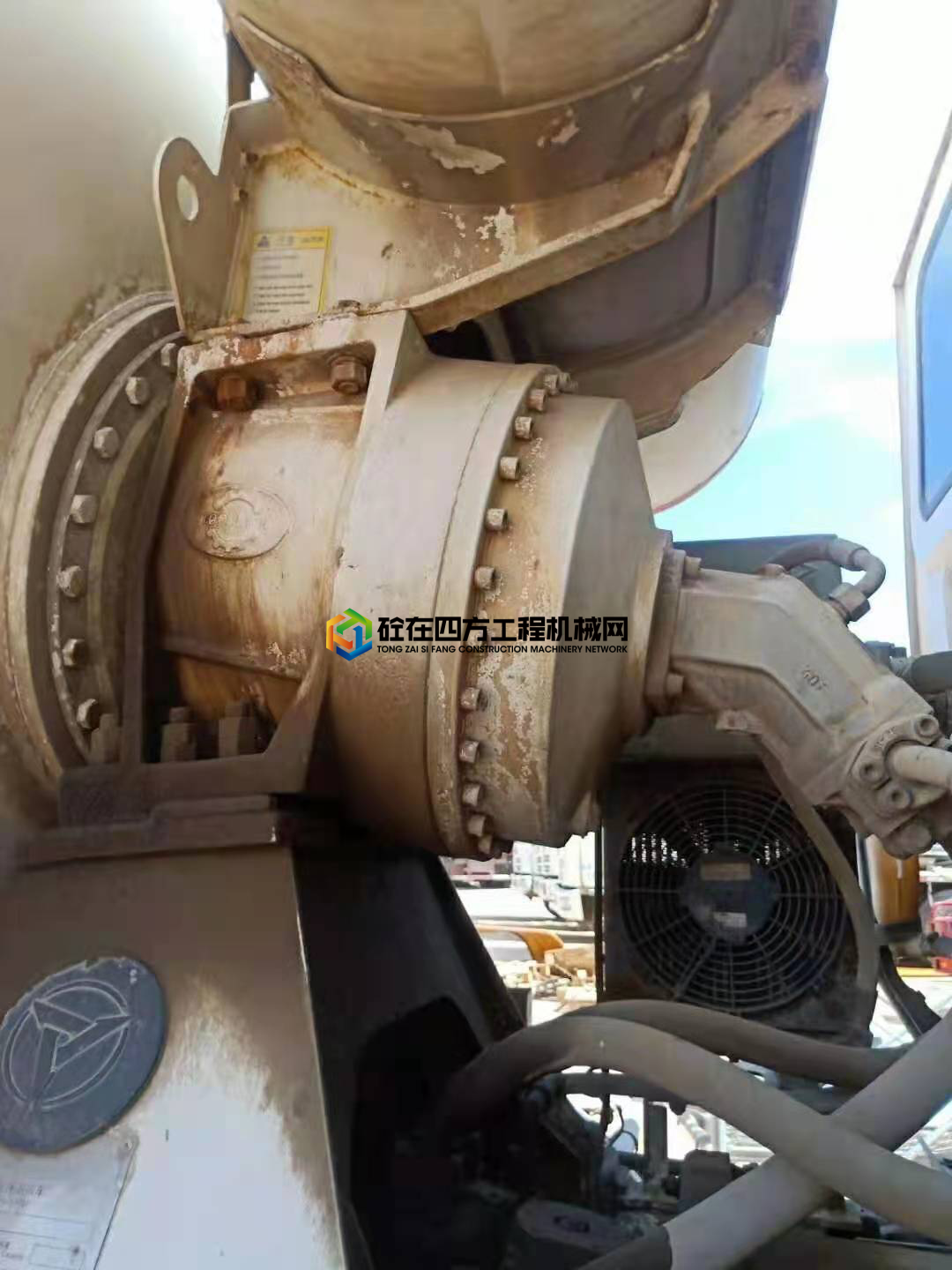 https://images.tongzsf.com/tong/truck_machine/20210616/160c97169dffe5.jpg