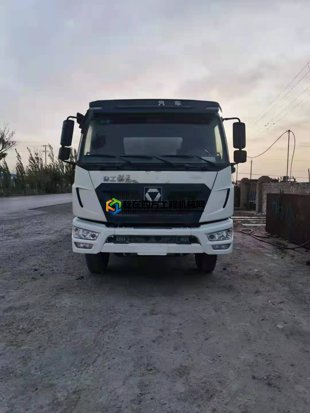https://images.tongzsf.com/tong/truck_machine/20210616/160c9bf939f842.jpg