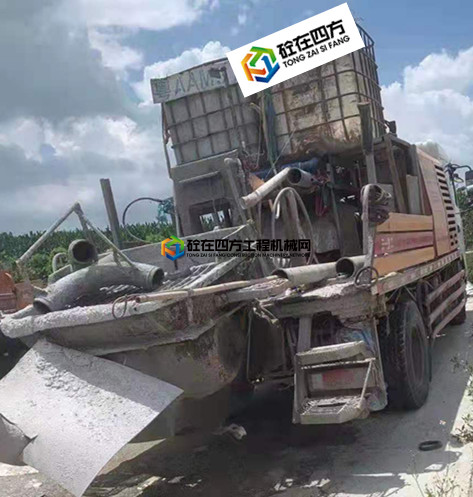 https://images.tongzsf.com/tong/truck_machine/20210617/160caa04fefdbe.jpg