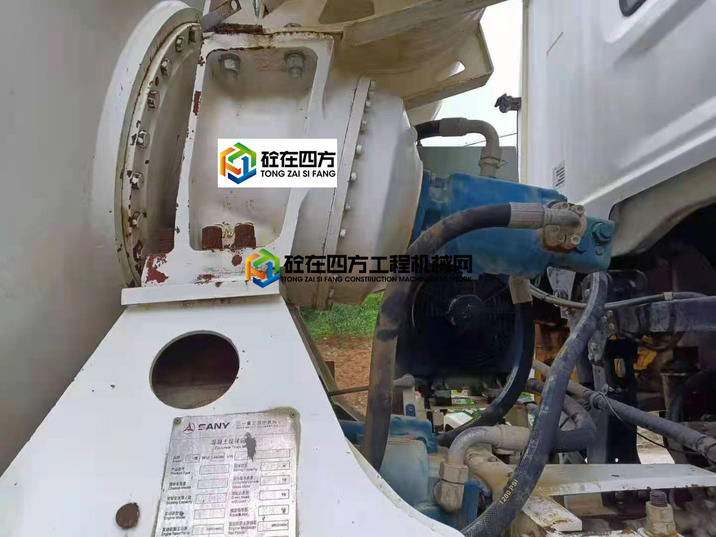 https://images.tongzsf.com/tong/truck_machine/20210617/160caec05a3e4f.jpg