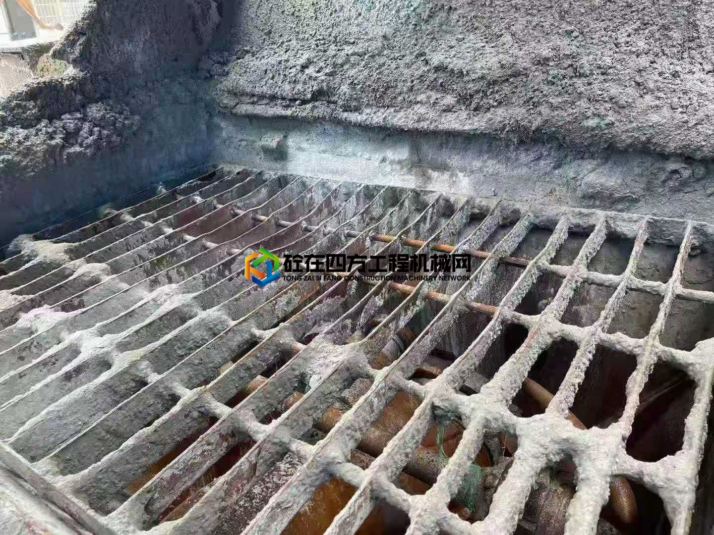 https://images.tongzsf.com/tong/truck_machine/20210618/160cc0c0e07c9c.jpg