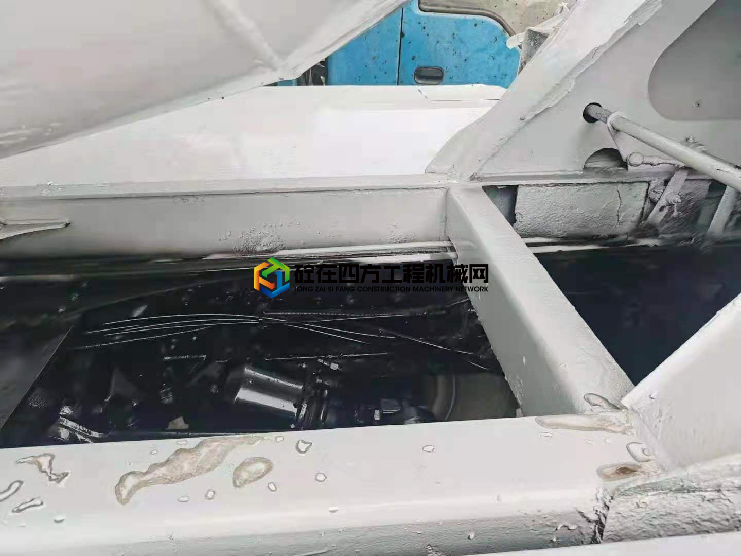 https://images.tongzsf.com/tong/truck_machine/20210619/160cd4ffbb4080.jpg