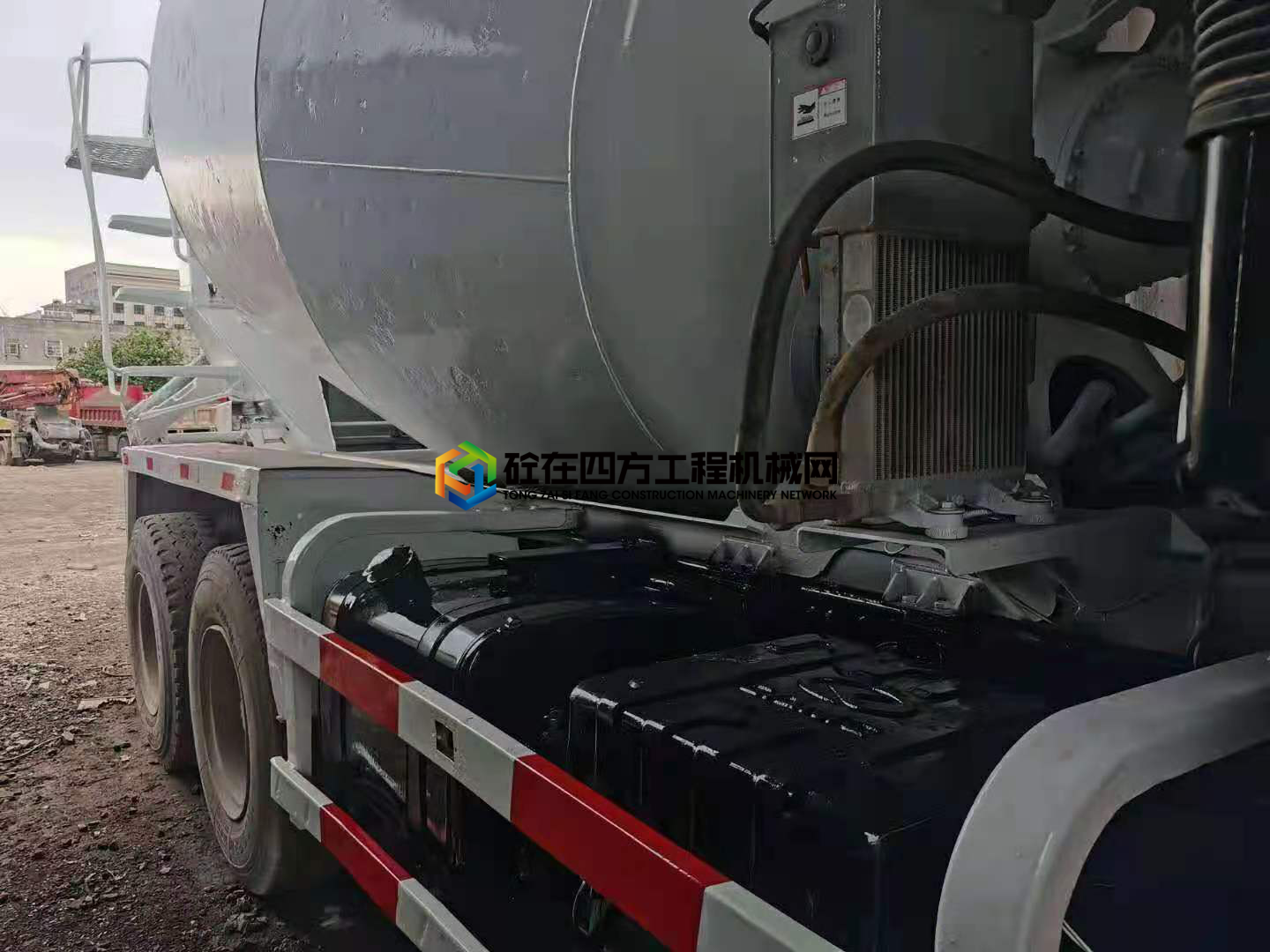 https://images.tongzsf.com/tong/truck_machine/20210619/160cd5004732cb.jpg