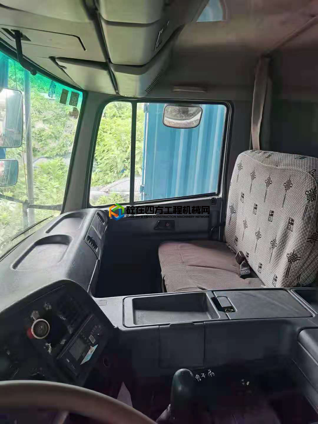 https://images.tongzsf.com/tong/truck_machine/20210619/160cd5008ac2b8.jpg