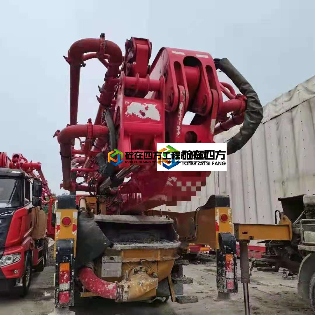 https://images.tongzsf.com/tong/truck_machine/20210619/160cd6a4cb7e05.jpg