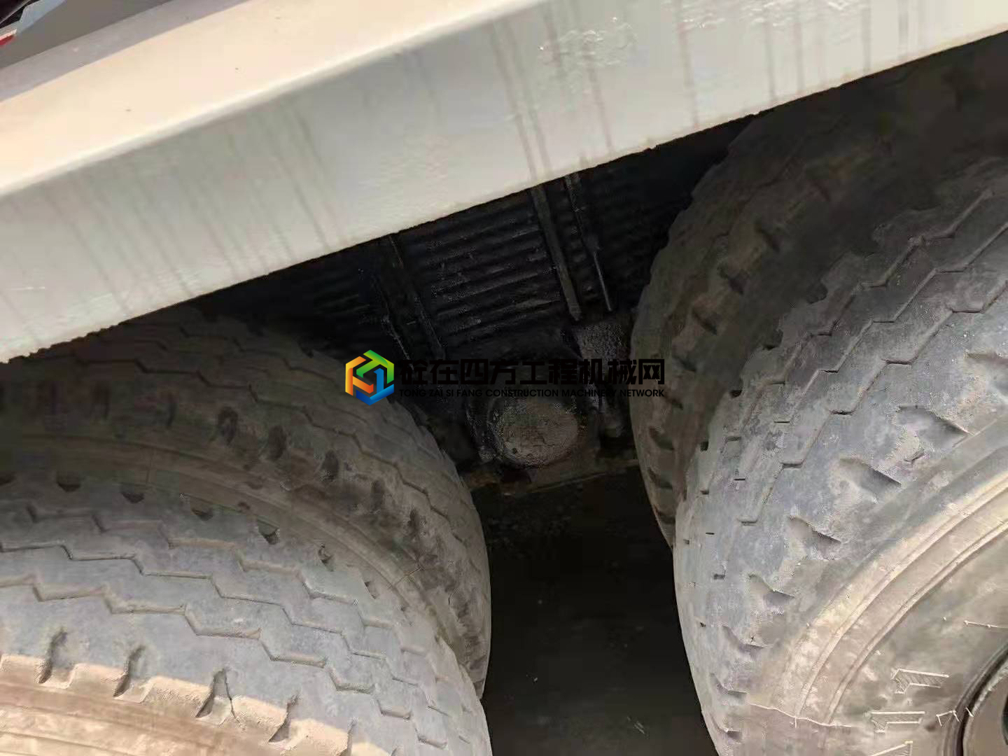 https://images.tongzsf.com/tong/truck_machine/20210621/160d03bc36bc8d.jpg