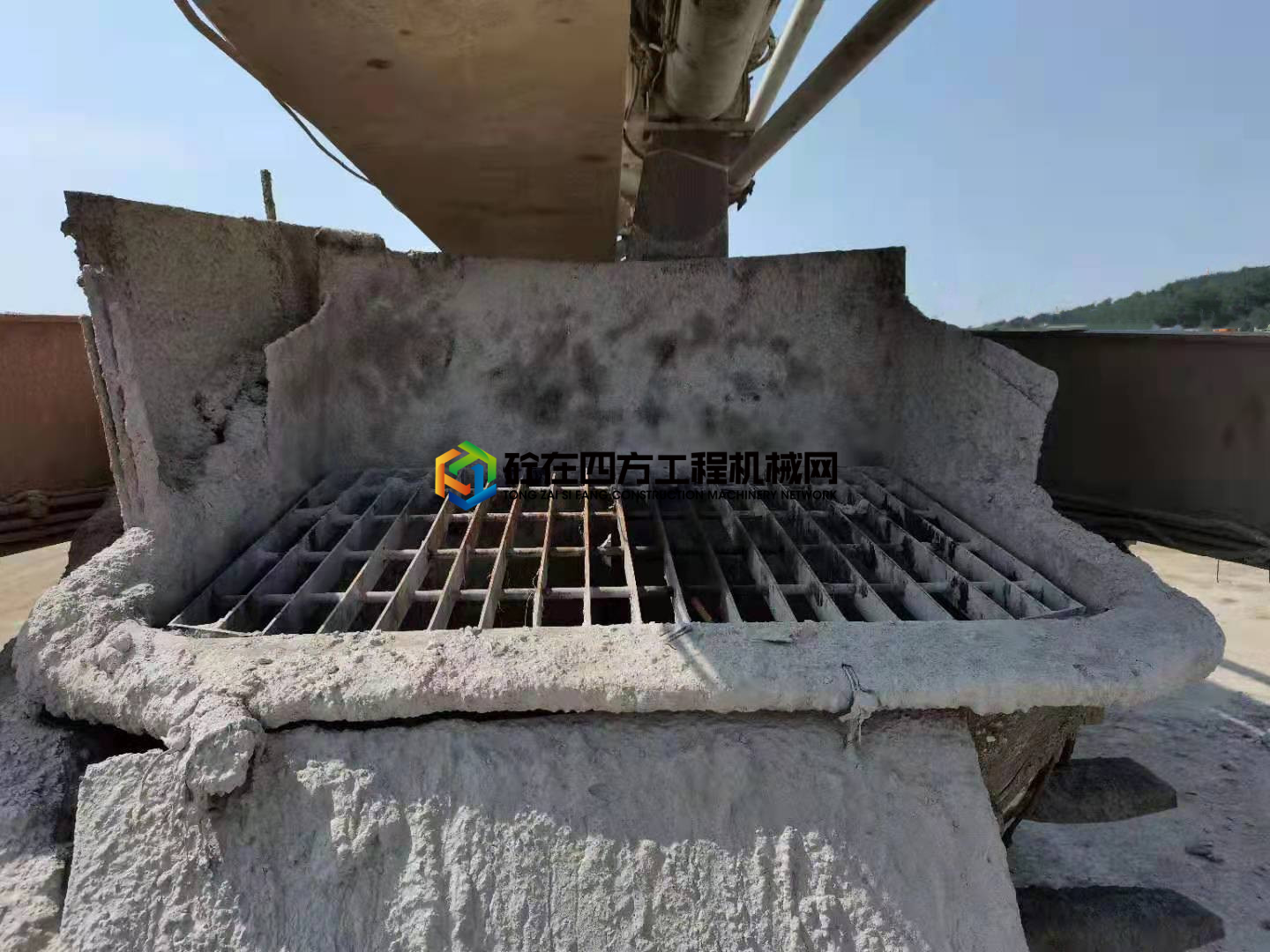 https://images.tongzsf.com/tong/truck_machine/20210621/160d04eb195d61.jpg