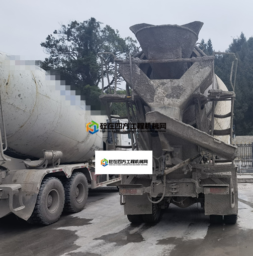 https://images.tongzsf.com/tong/truck_machine/20210622/160d15bf938c0b.jpg