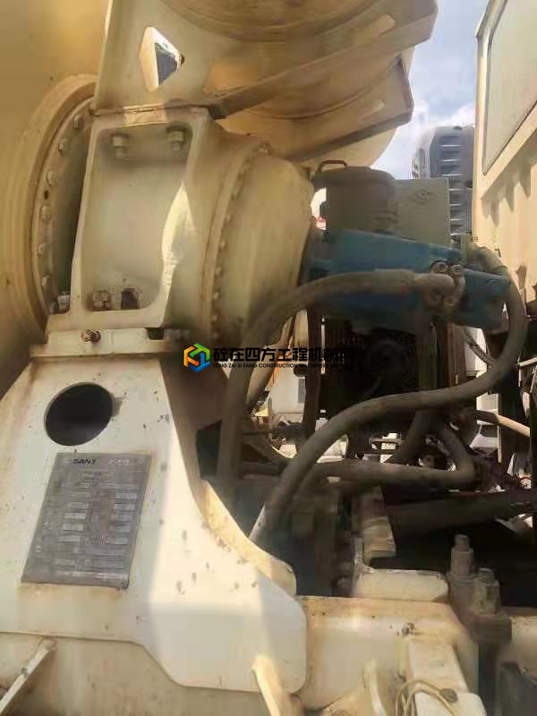 https://images.tongzsf.com/tong/truck_machine/20210623/160d28949cc0fd.jpg