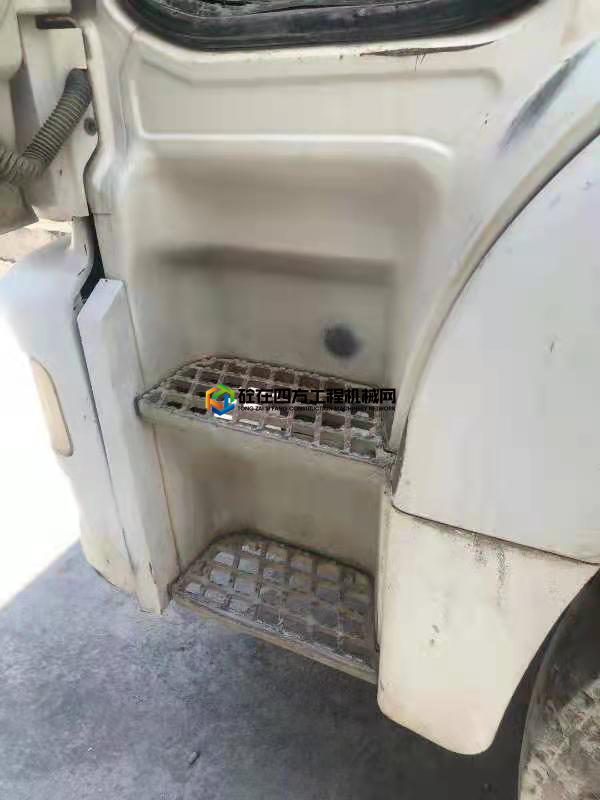 https://images.tongzsf.com/tong/truck_machine/20210623/160d28973eafd3.jpg