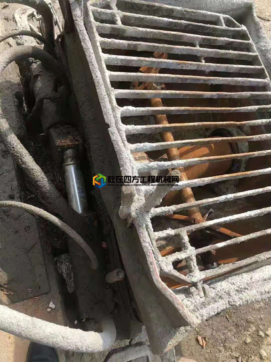 https://images.tongzsf.com/tong/truck_machine/20210623/160d2d13faafd8.jpg