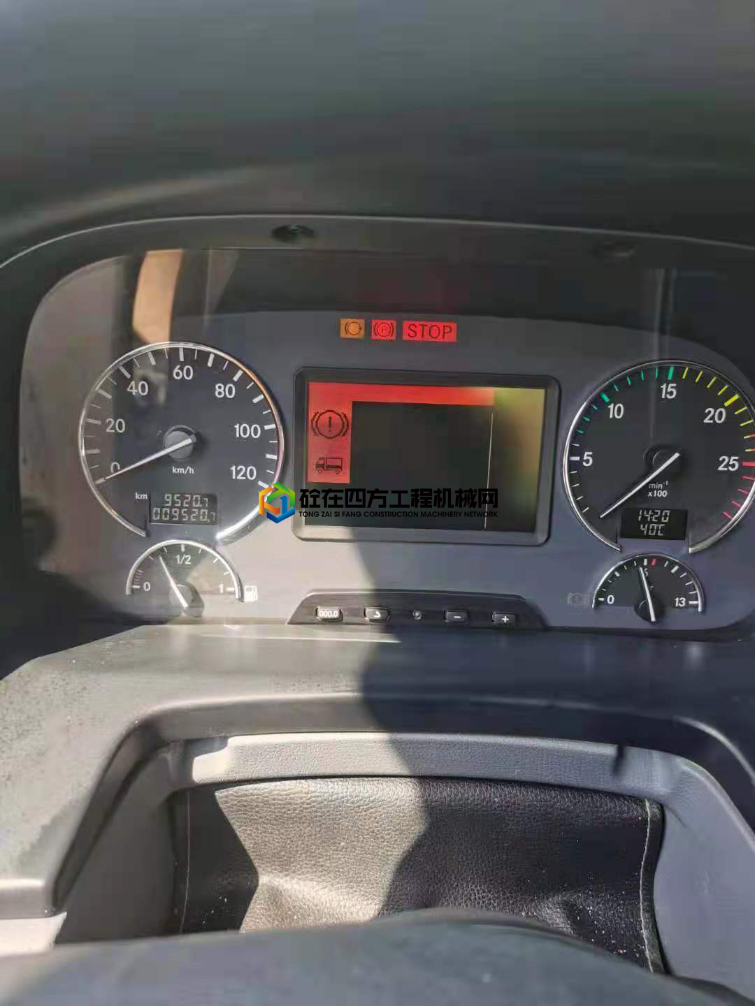 https://images.tongzsf.com/tong/truck_machine/20210624/160d434bcb3912.jpg