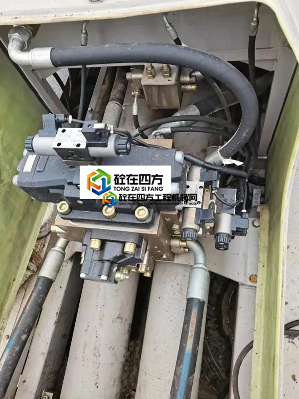 https://images.tongzsf.com/tong/truck_machine/20210625/160d57fe6cfd20.jpg