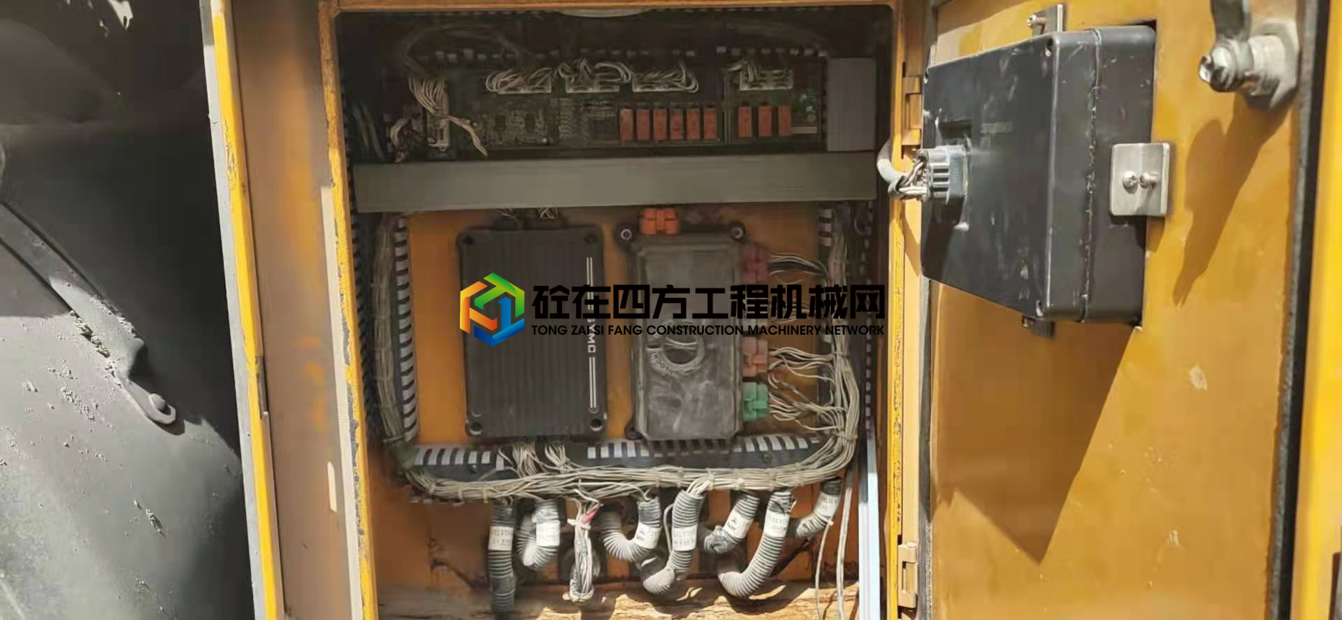 https://images.tongzsf.com/tong/truck_machine/20210628/160d98b5c08a3d.jpg