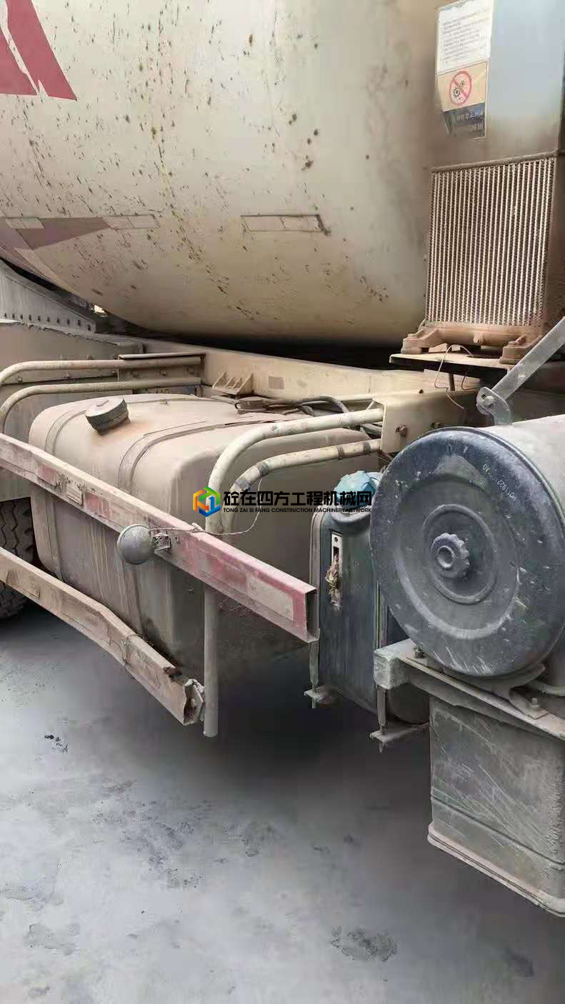 https://images.tongzsf.com/tong/truck_machine/20210630/160dbe653716d0.jpg