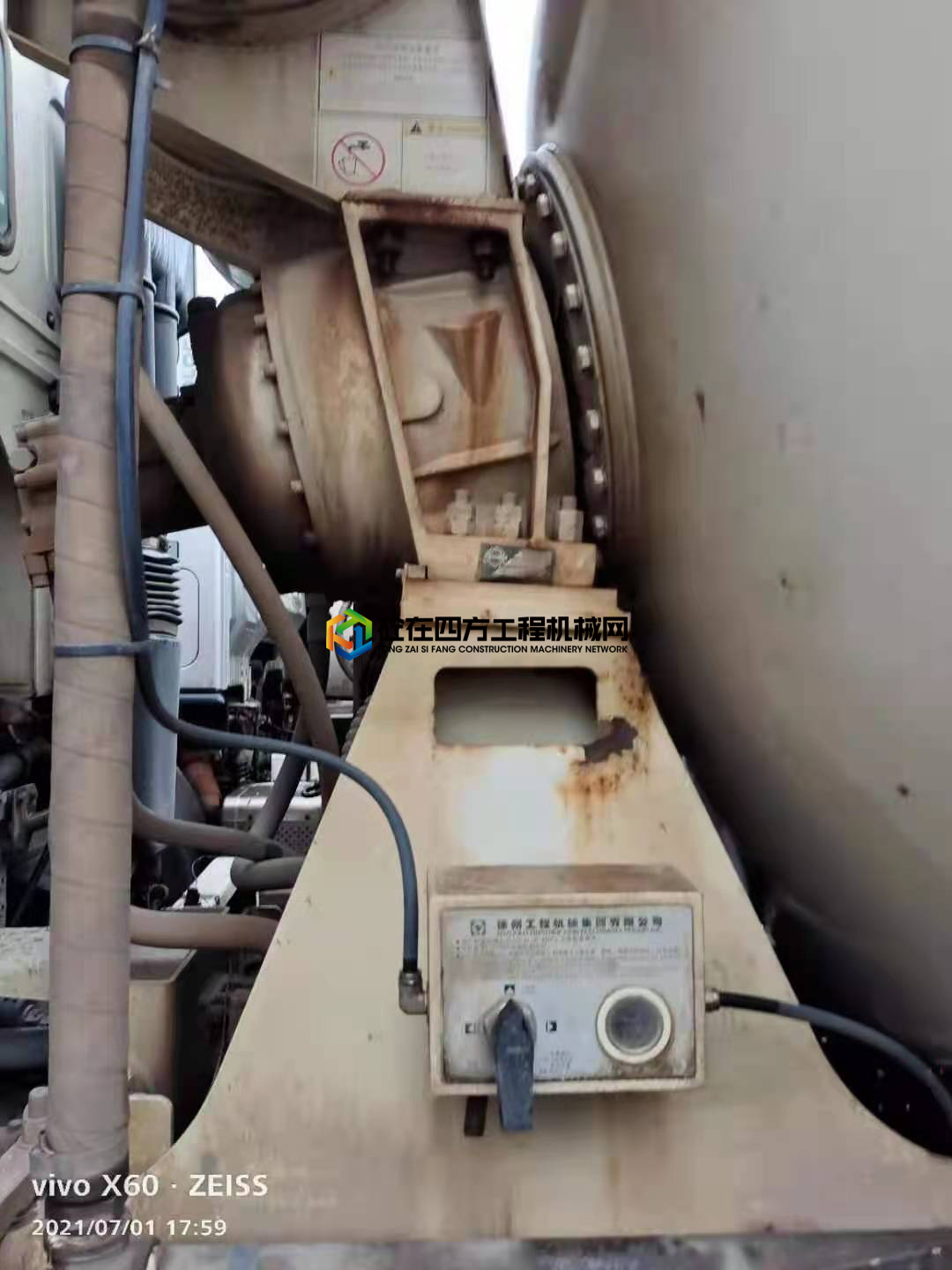 https://images.tongzsf.com/tong/truck_machine/20210702/160ded5f4aa677.jpg